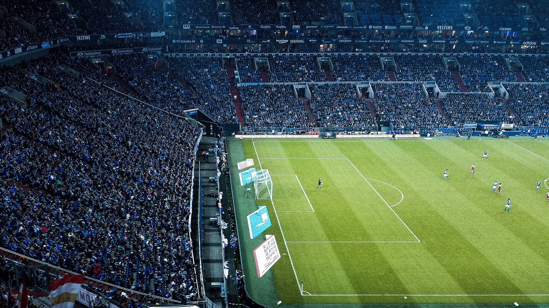 “胡利安·门德斯的精准传球与敏锐视野,成为阿根廷美洲狮队的关键武器”